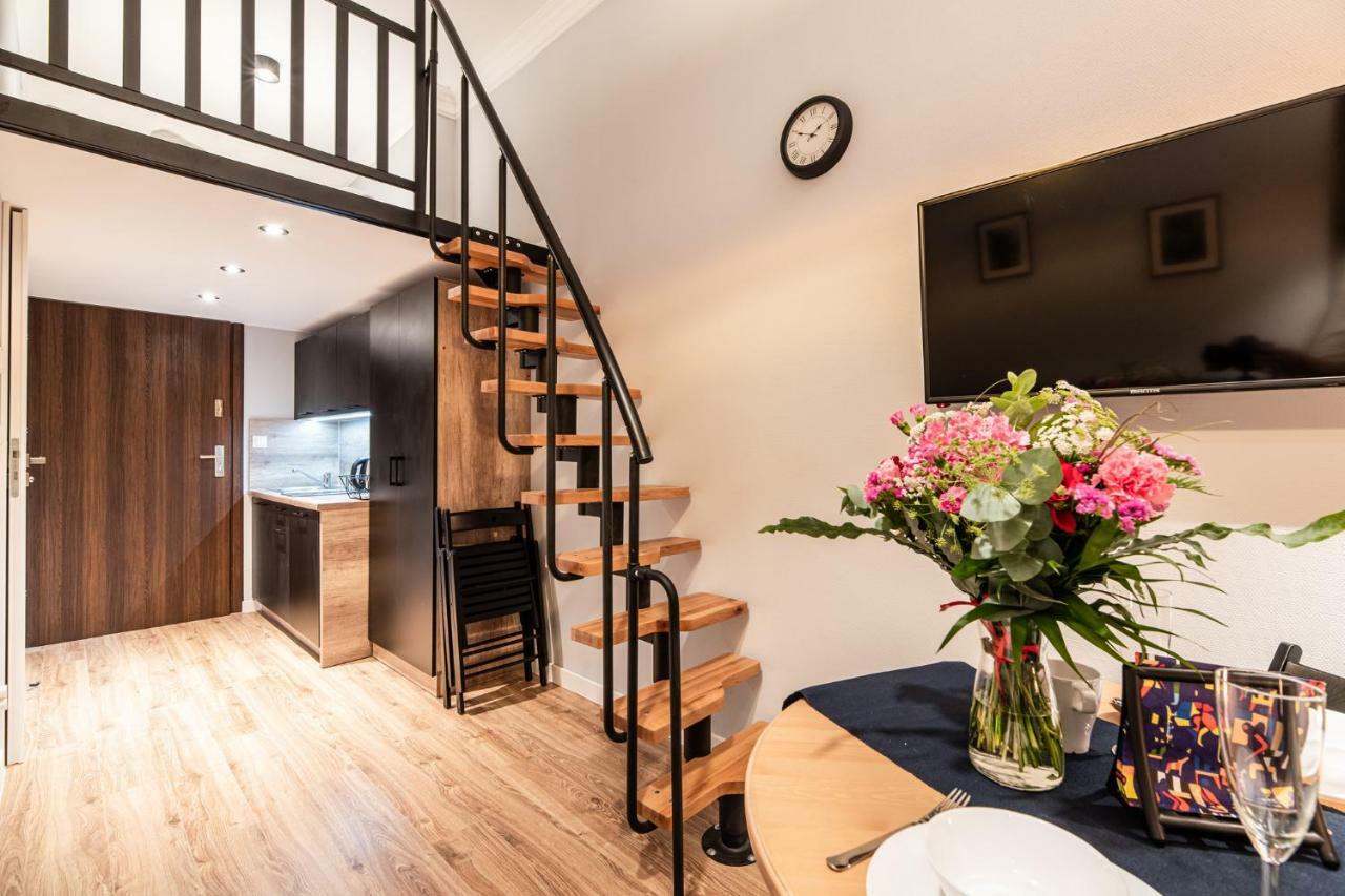 Lubomirskiego 23 Residence - Great Location, 10 Min To Main Square By Foot, Right Next To Main Rail And Bus Station クラクフ エクステリア 写真