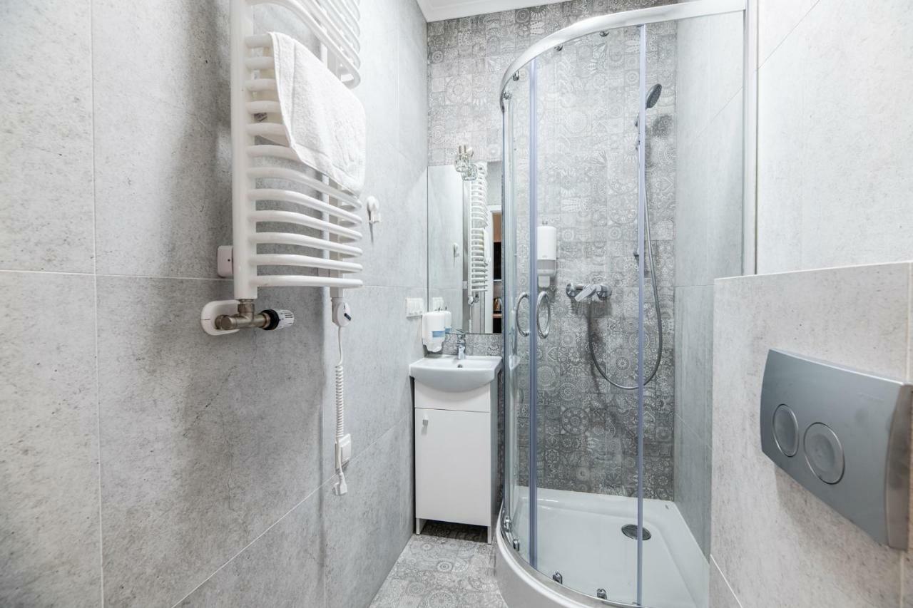 Lubomirskiego 23 Residence - Great Location, 10 Min To Main Square By Foot, Right Next To Main Rail And Bus Station クラクフ エクステリア 写真
