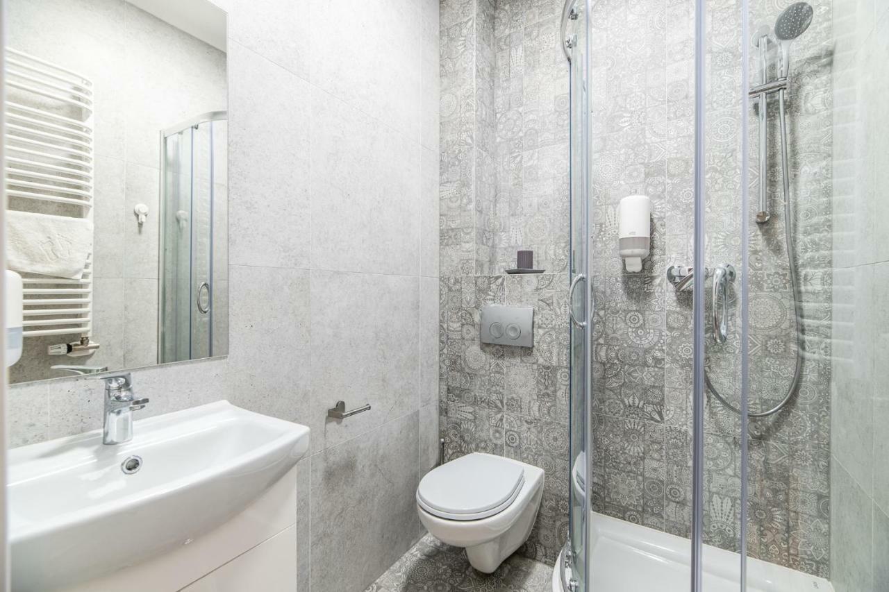 Lubomirskiego 23 Residence - Great Location, 10 Min To Main Square By Foot, Right Next To Main Rail And Bus Station クラクフ エクステリア 写真