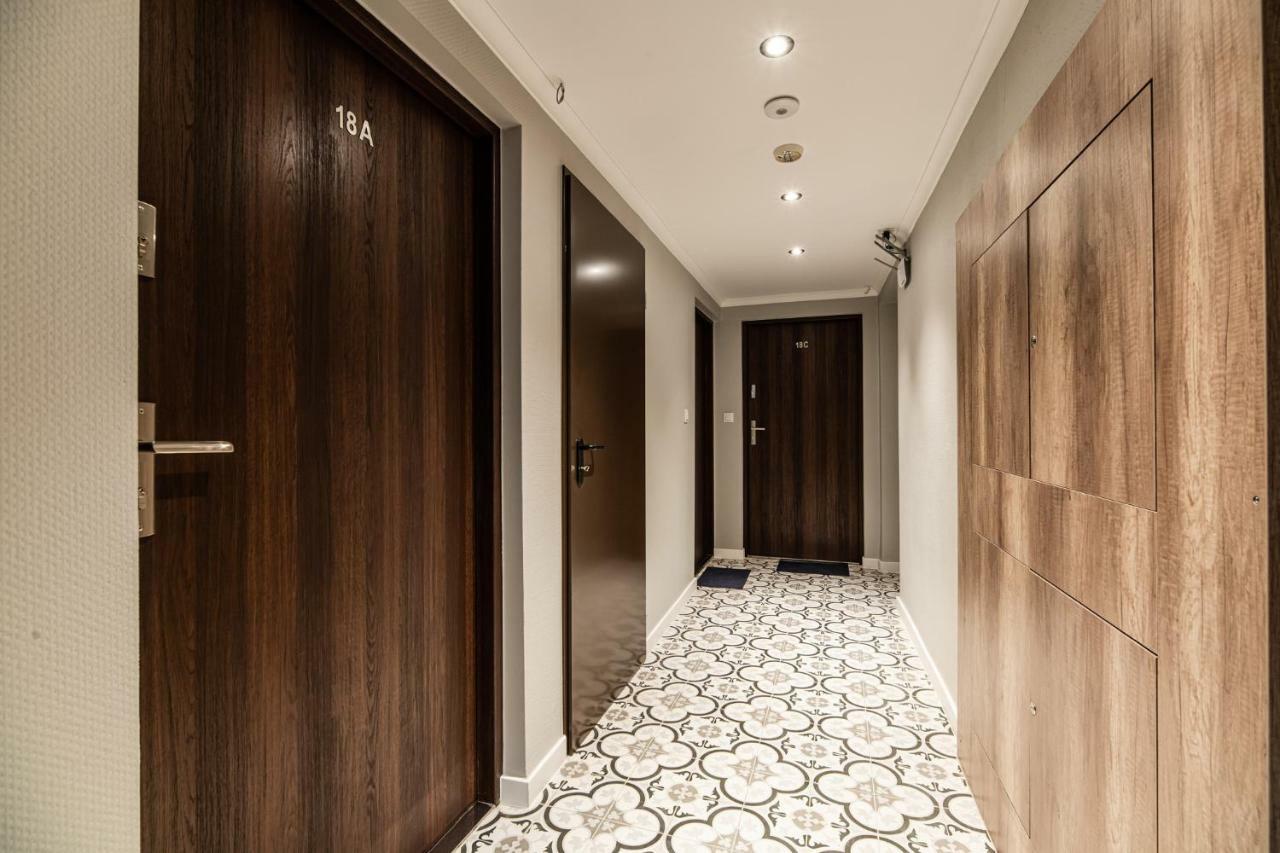 Lubomirskiego 23 Residence - Great Location, 10 Min To Main Square By Foot, Right Next To Main Rail And Bus Station クラクフ エクステリア 写真
