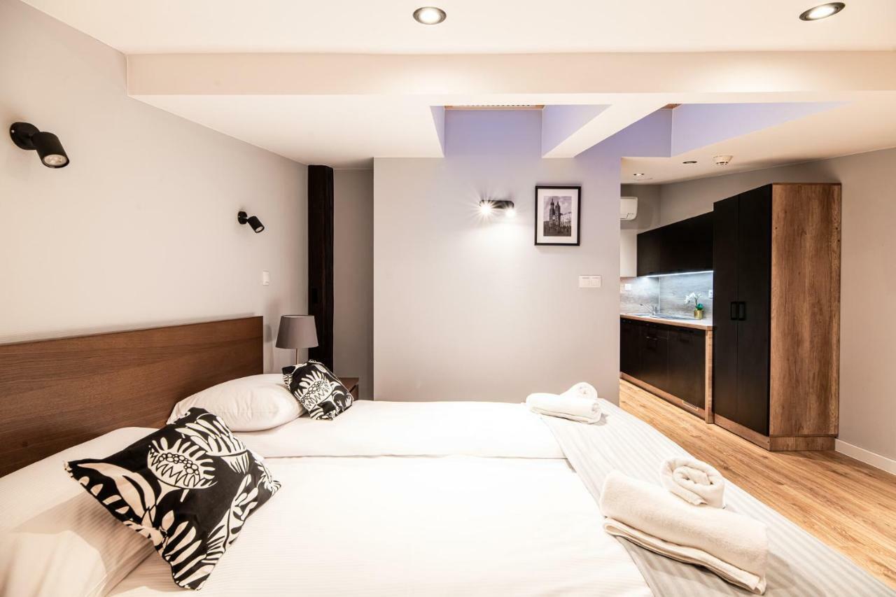 Lubomirskiego 23 Residence - Great Location, 10 Min To Main Square By Foot, Right Next To Main Rail And Bus Station クラクフ エクステリア 写真