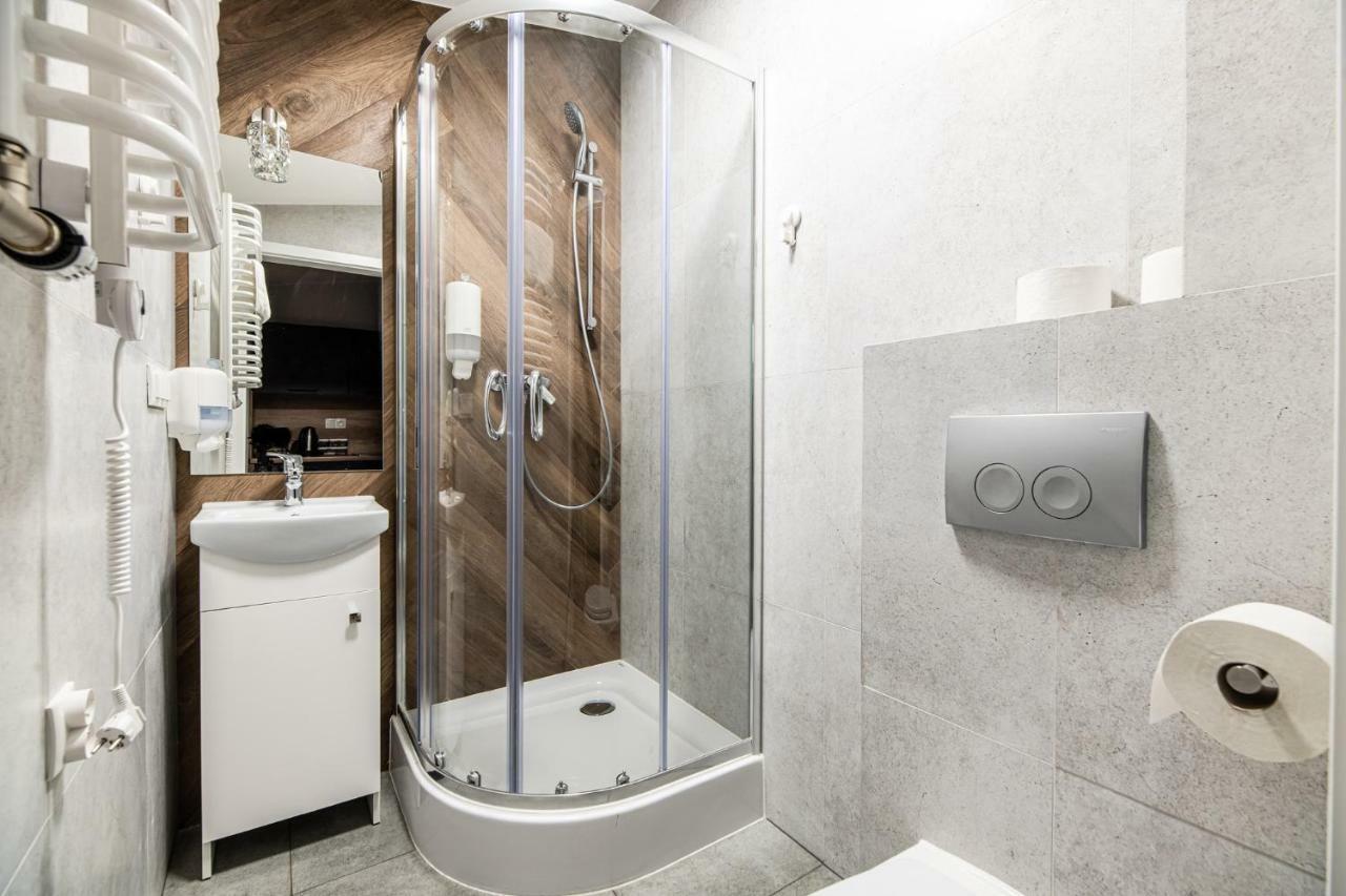 Lubomirskiego 23 Residence - Great Location, 10 Min To Main Square By Foot, Right Next To Main Rail And Bus Station クラクフ エクステリア 写真
