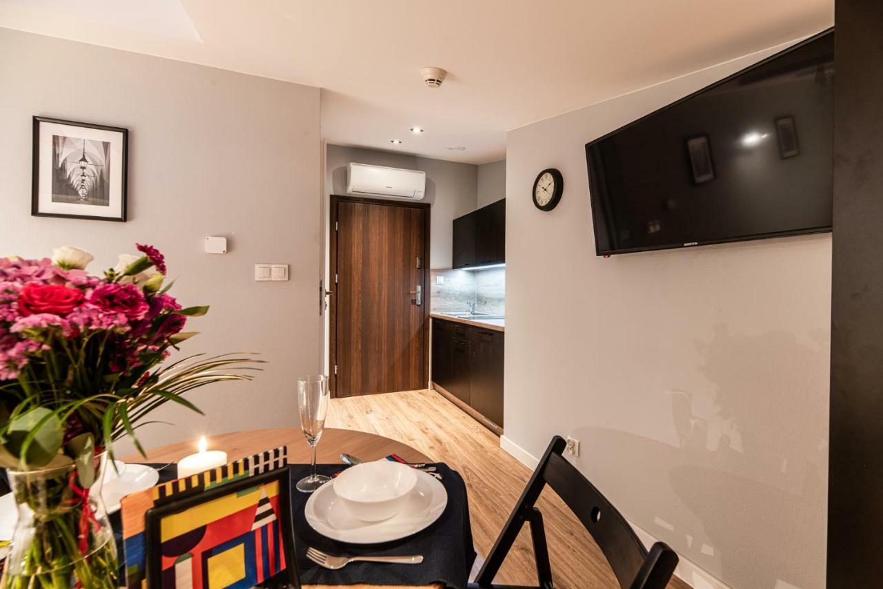 Lubomirskiego 23 Residence - Great Location, 10 Min To Main Square By Foot, Right Next To Main Rail And Bus Station クラクフ エクステリア 写真
